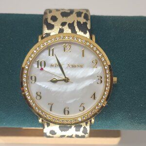 Betsy Johnson Gold Tone Watch with Interchangeable Bands.